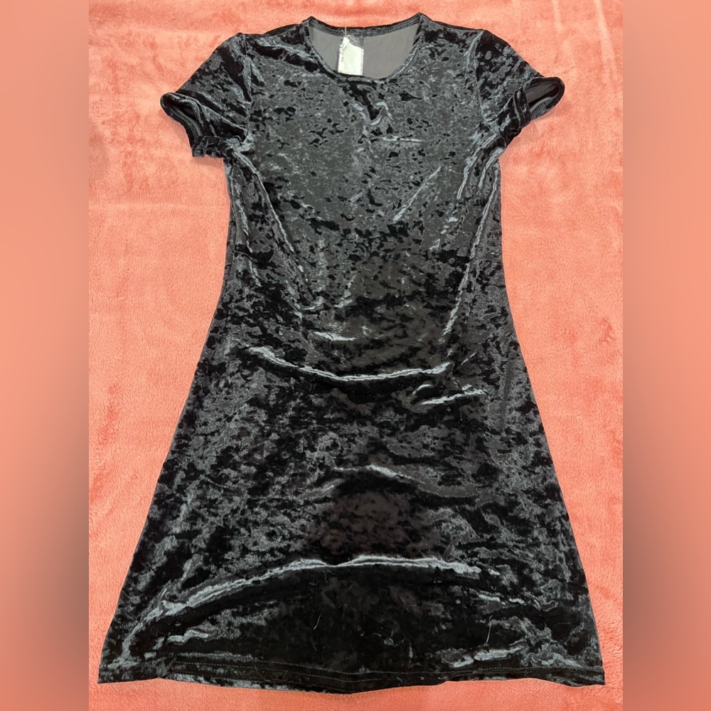 Vintage-black velvet mini dress